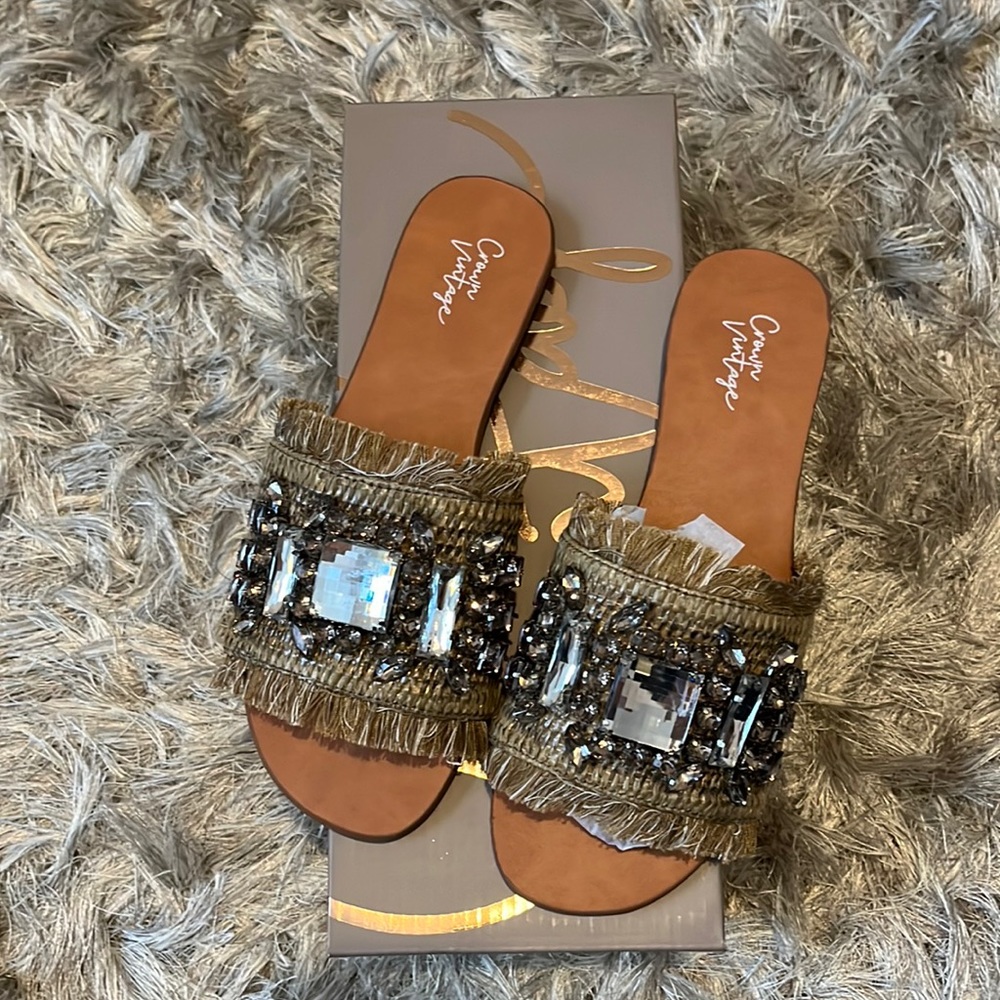 Crown Vintage Gloriana Slide in Pewter Size 6